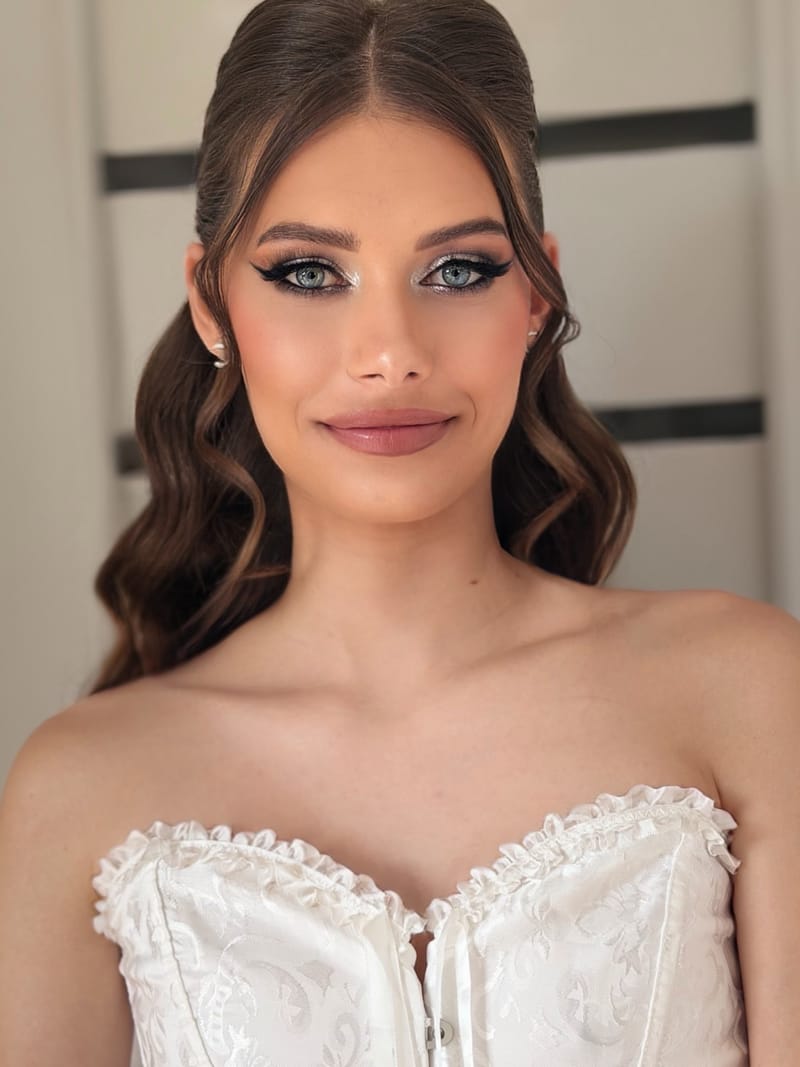 BRIDAL LOOK