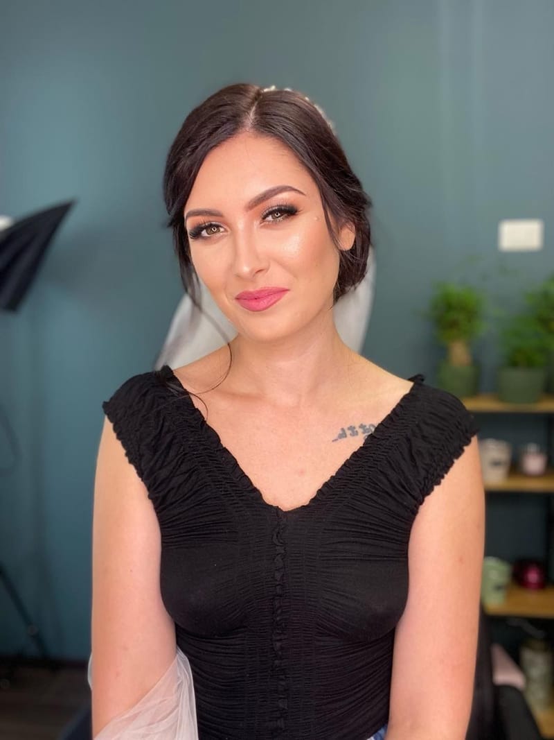 BRIDAL LOOK