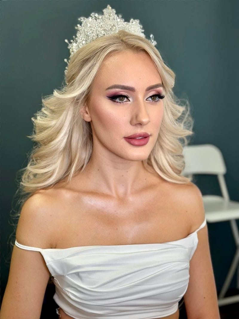 BRIDAL LOOK