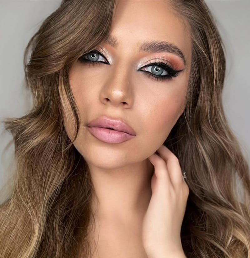 BRIDAL LOOK