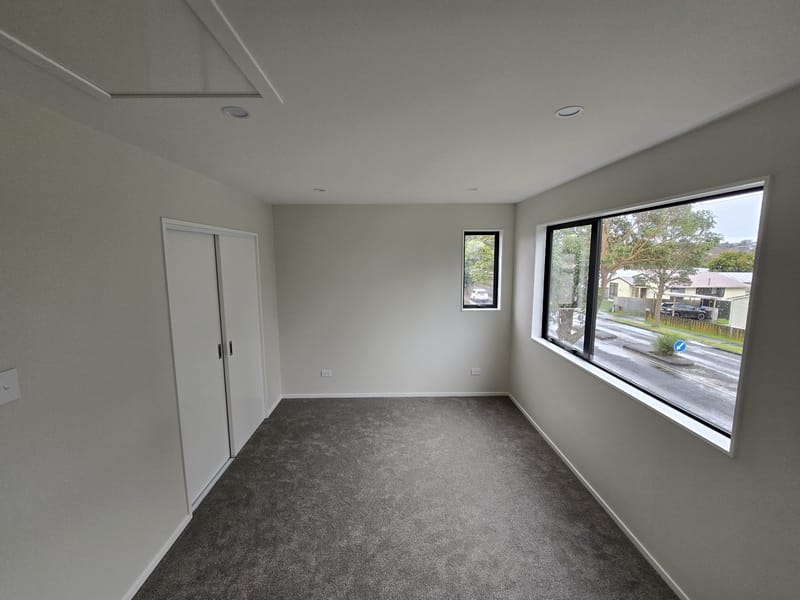 1/51 Point England Road, Point England