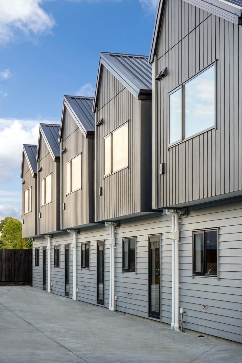 1/51 Point England Road, Point England