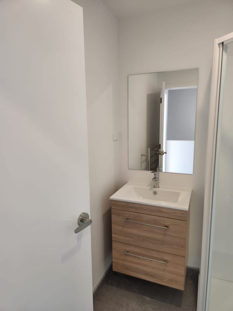 23/35 Convoy Lane, Otahuhu, NZ 1062 - Modern 2 bed 2 bath ensuite with parking