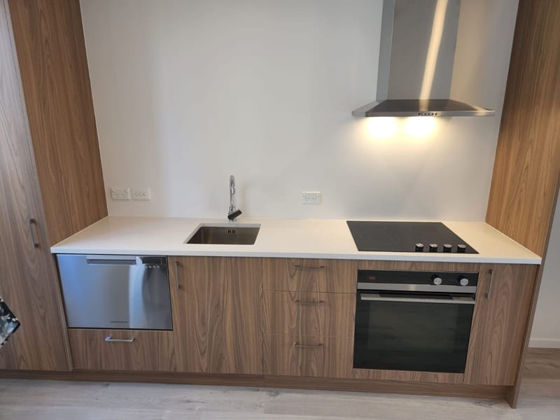 23/35 Convoy Lane, Otahuhu, NZ 1062 - Modern 2 bed 2 bath ensuite with parking