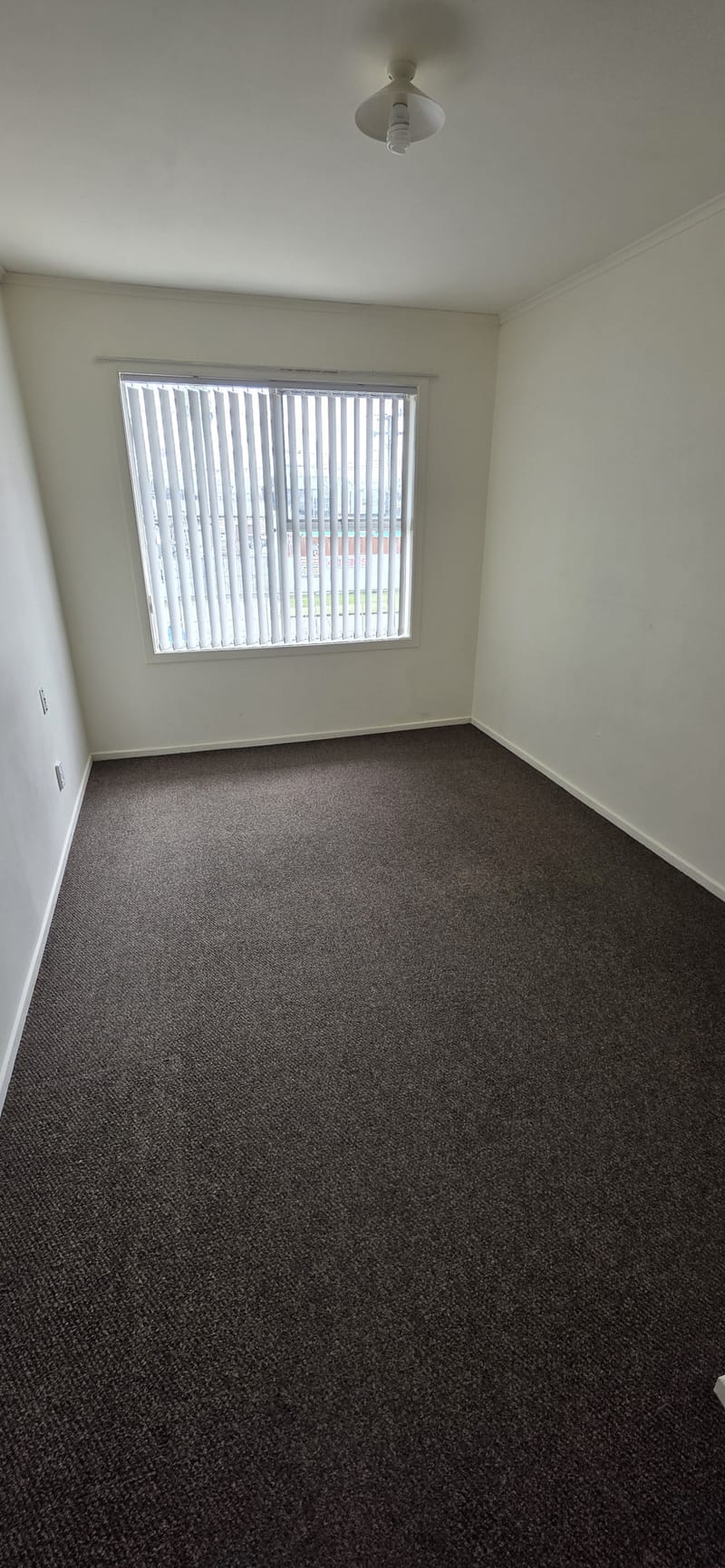 3 bed 1 bath with parking water and lawns