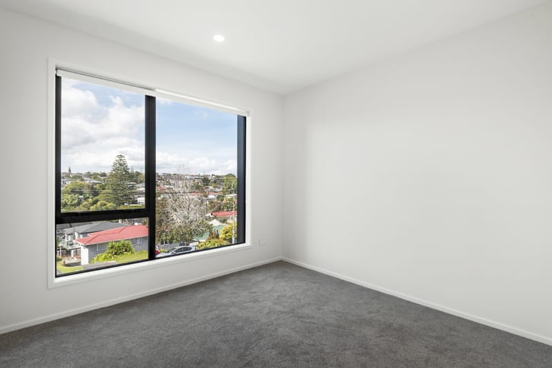 Brand new 2 bed plus study 1.5 bath