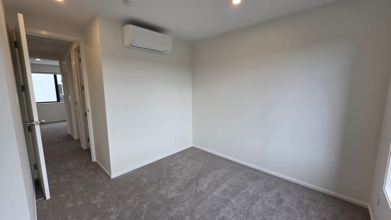 Brand new 2 bed plus study 1.5 bath
