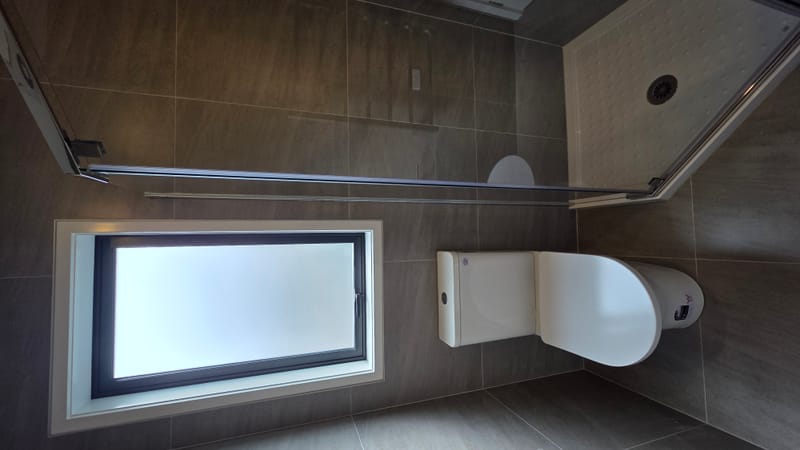 Brand new 2 bed plus study 1.5 bath