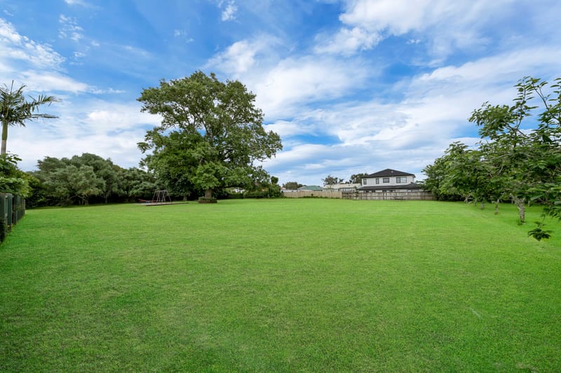 Brand New 2 bed 2 bath end unit + parking