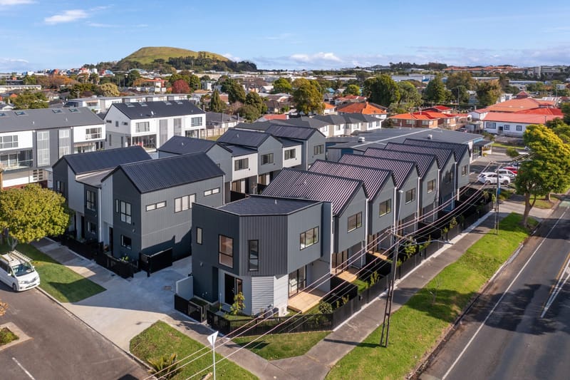 Move-In Ready! 2024, 2 bed 1 bath