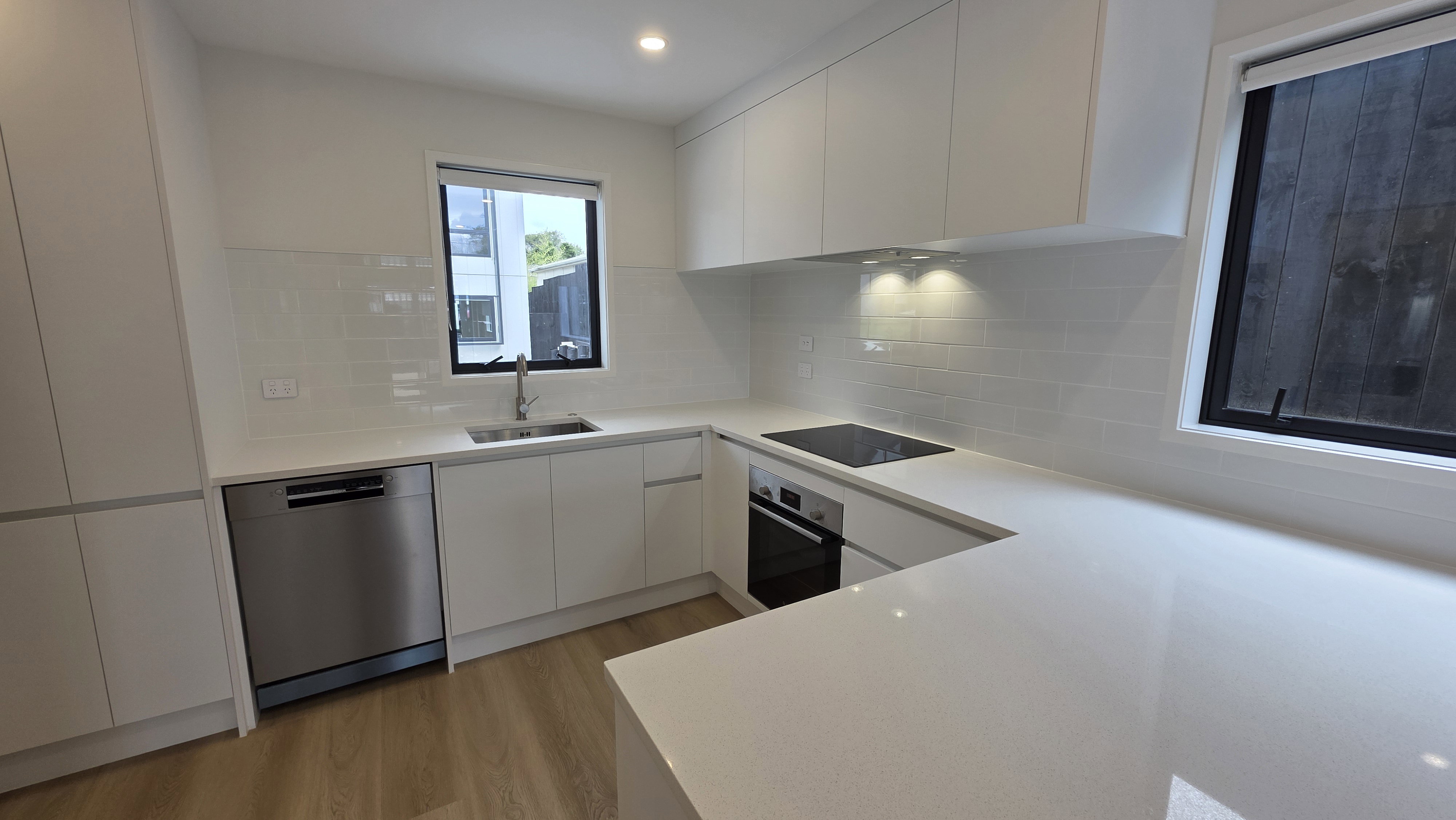 Brand new 2 bed plus study 1.5 bath