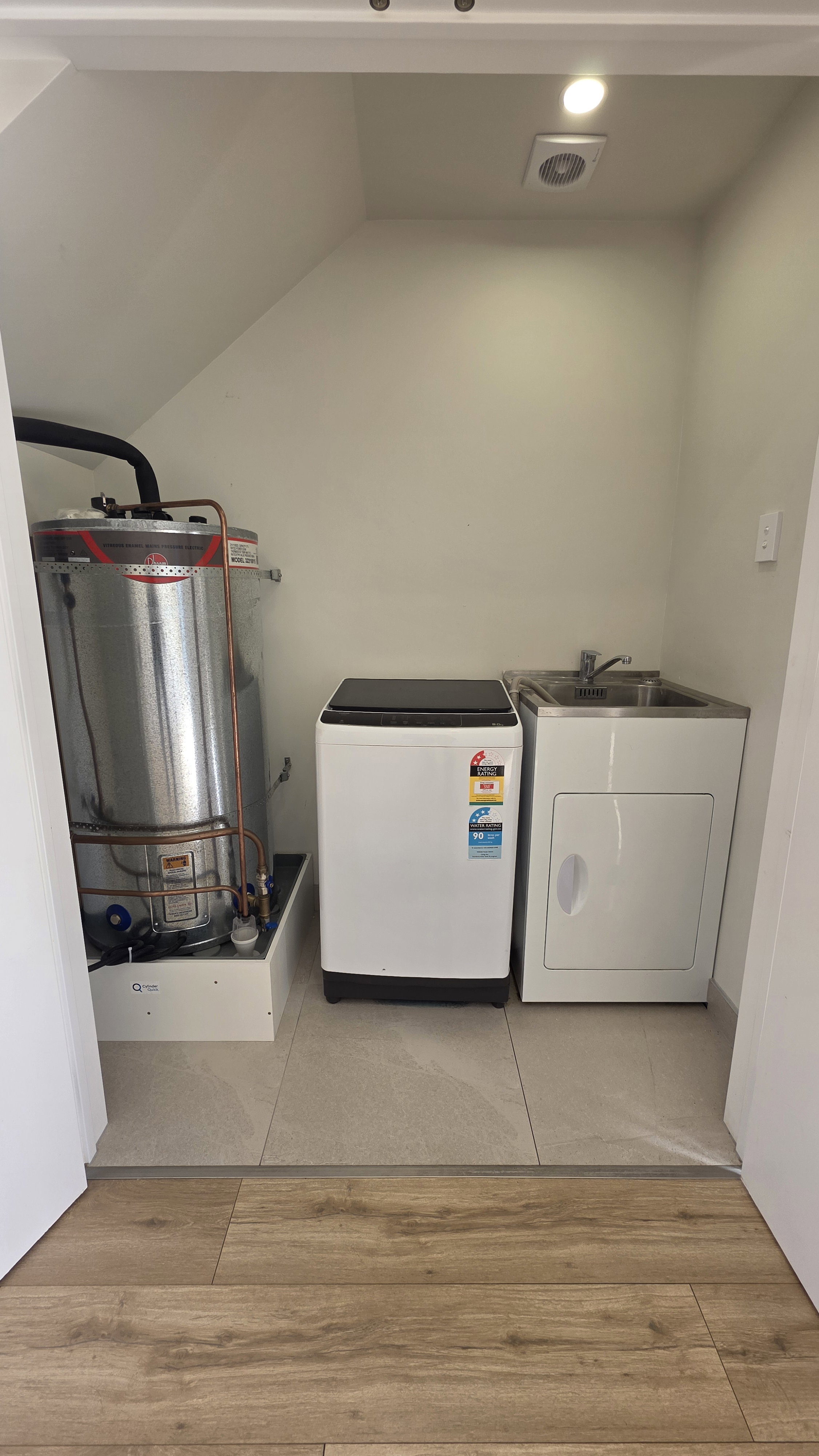 Move-In Ready! 2024, 2 bed 1 bath