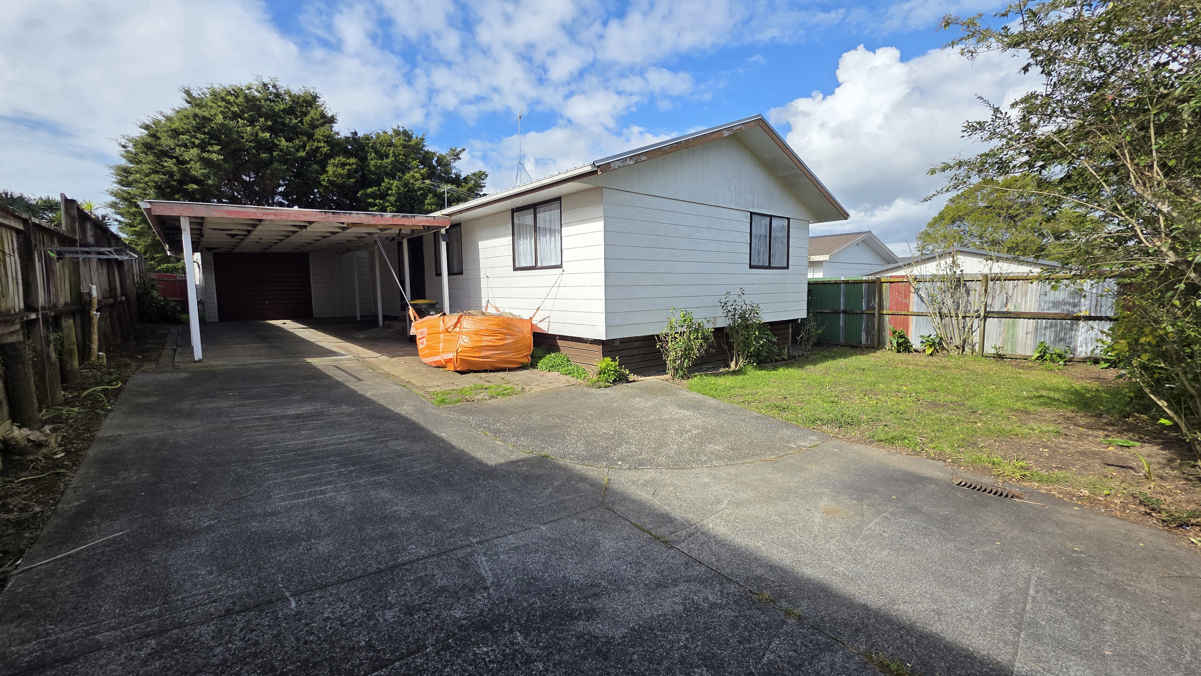 Large 3 bed family home garage and 3 parks