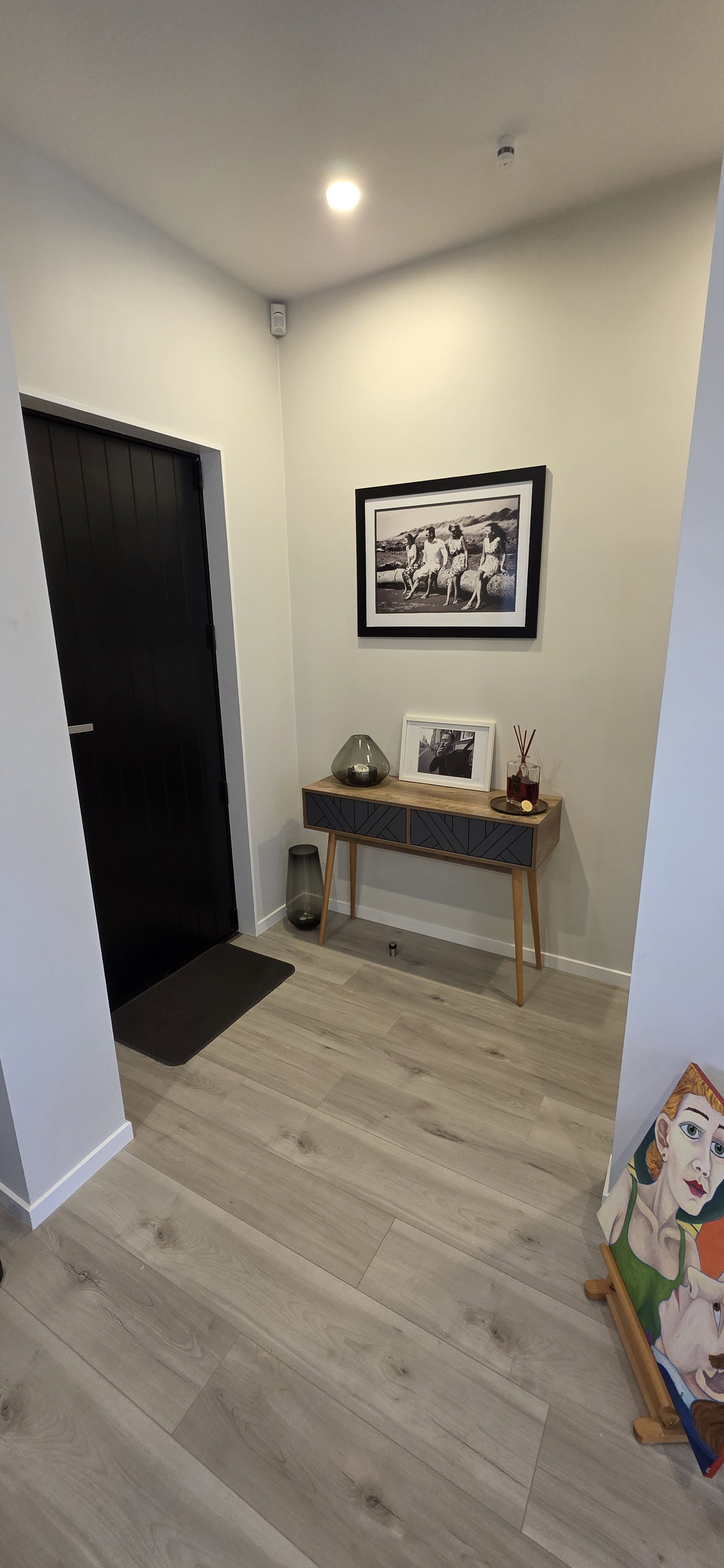 3-Bed, 2-Bath with Private Outdoor Area