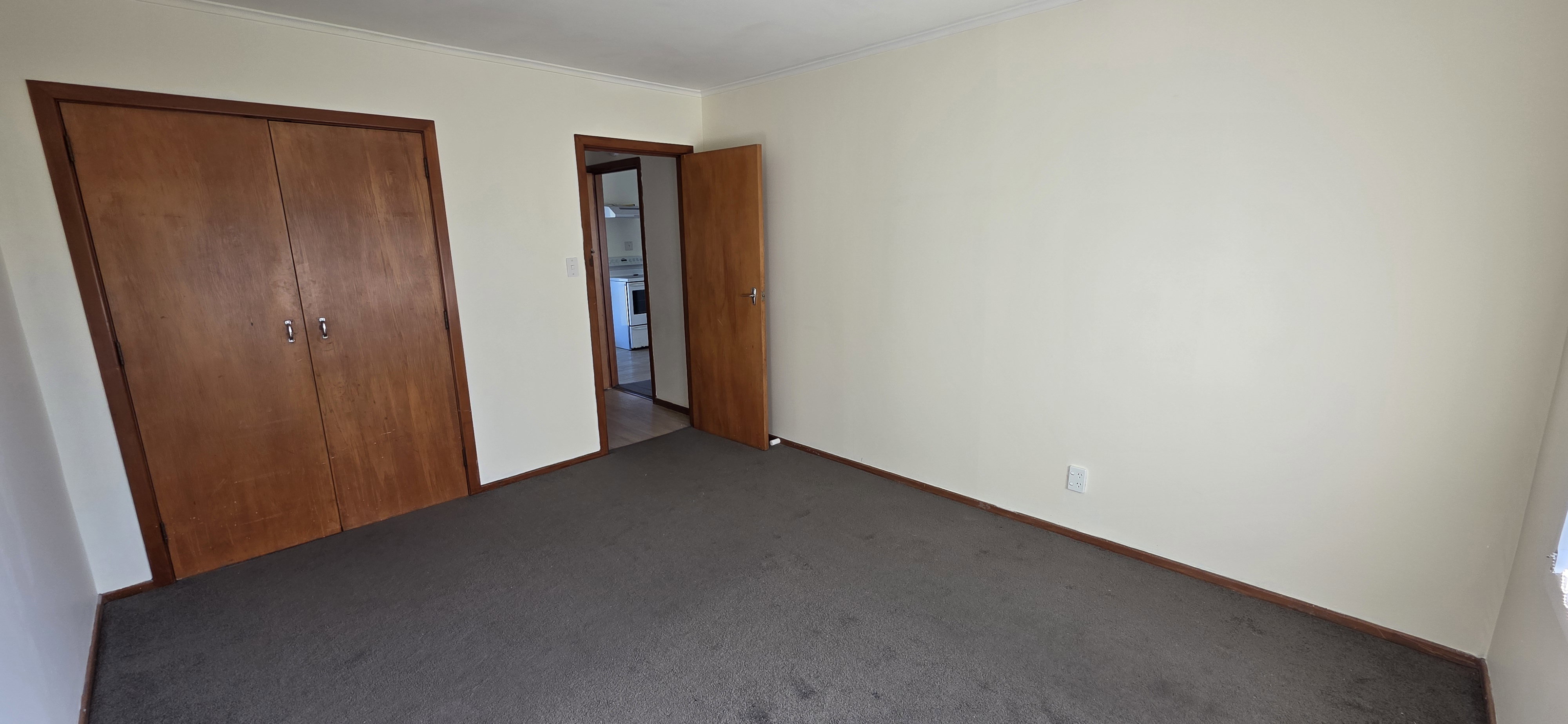1 bed 1 bath with parking water and lawns