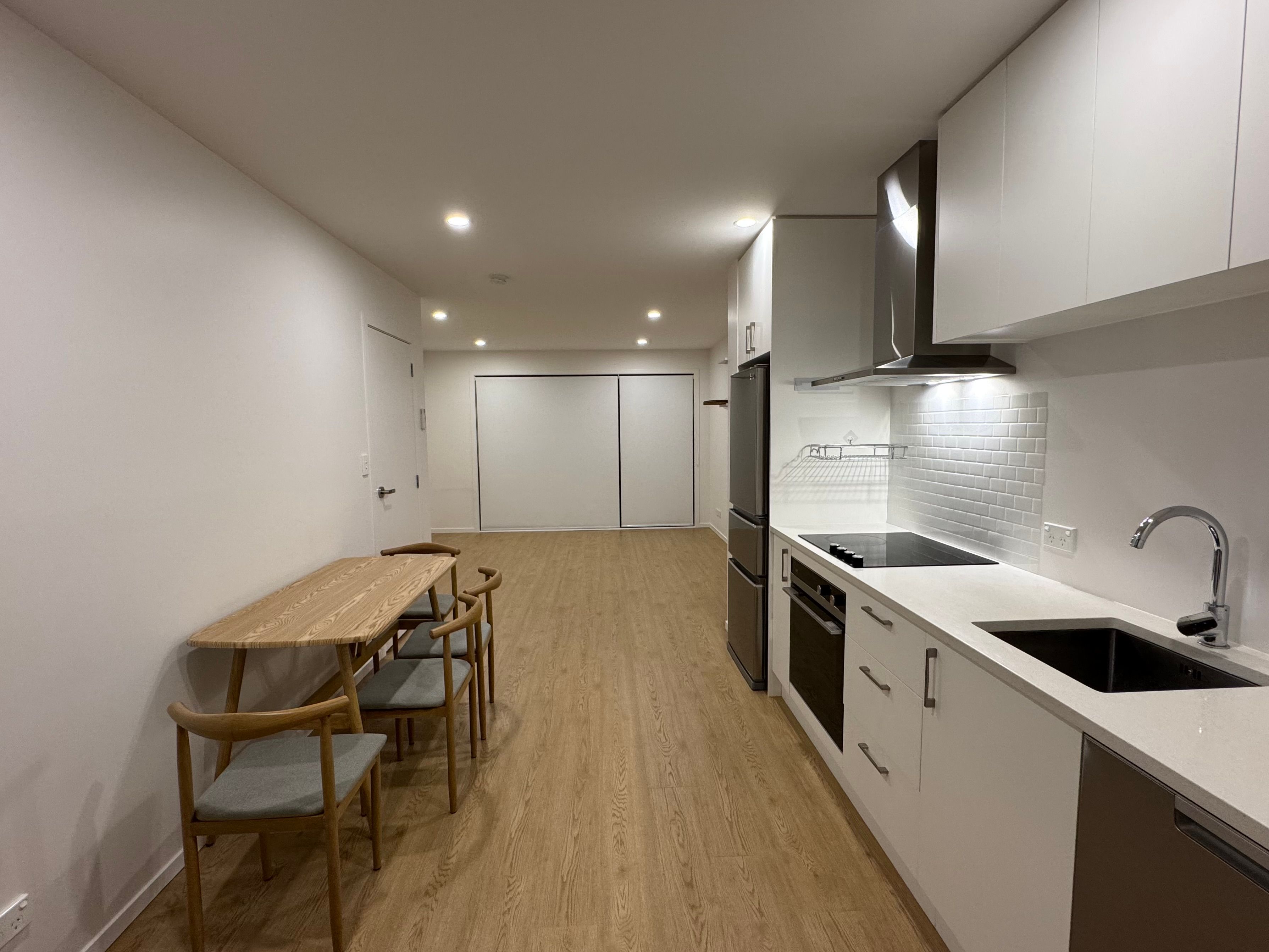 Semi-Furnished 2 bed 2 bath ensuite with parking