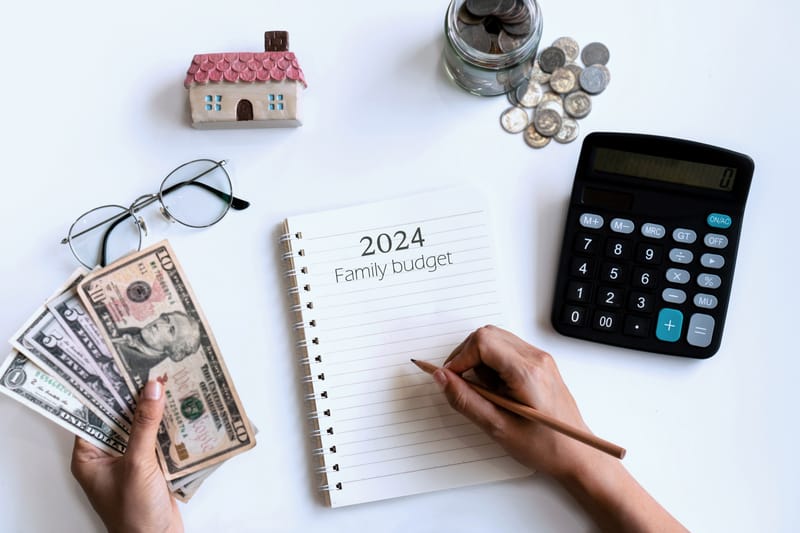 “New Year, New Income: Resolutions That Pay Off Worldwide”