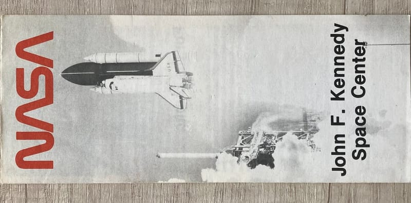 Folleto del Centro Espacial Kennedy