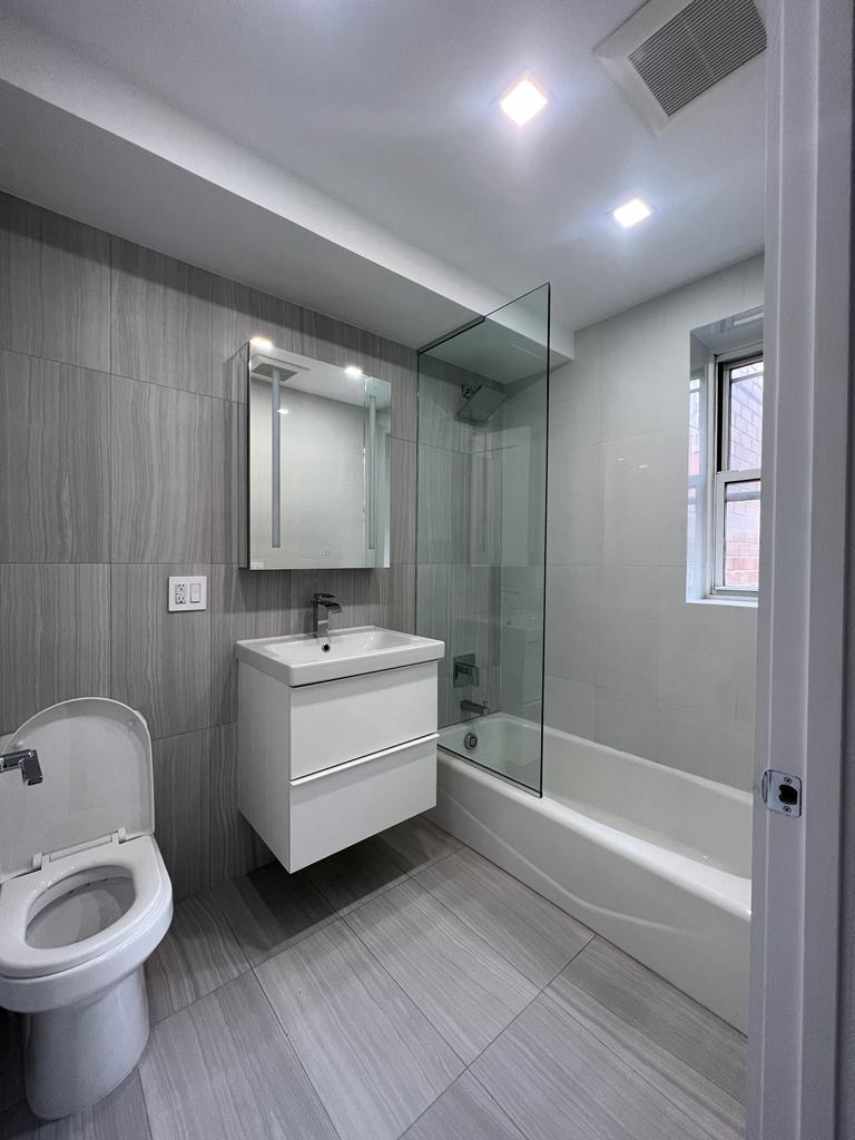 East 63rd St / Ful Renovation