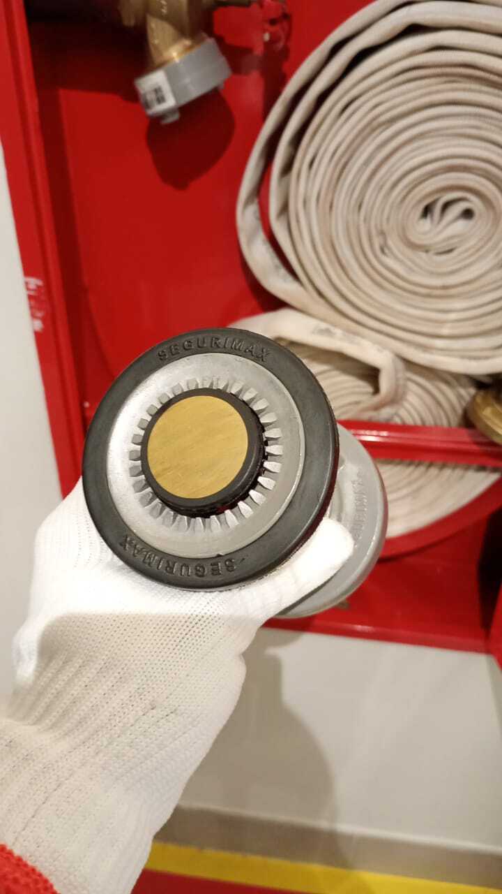 MANUTENÇÃO EM REDE DE HIDRANTES E SPRINKLERS