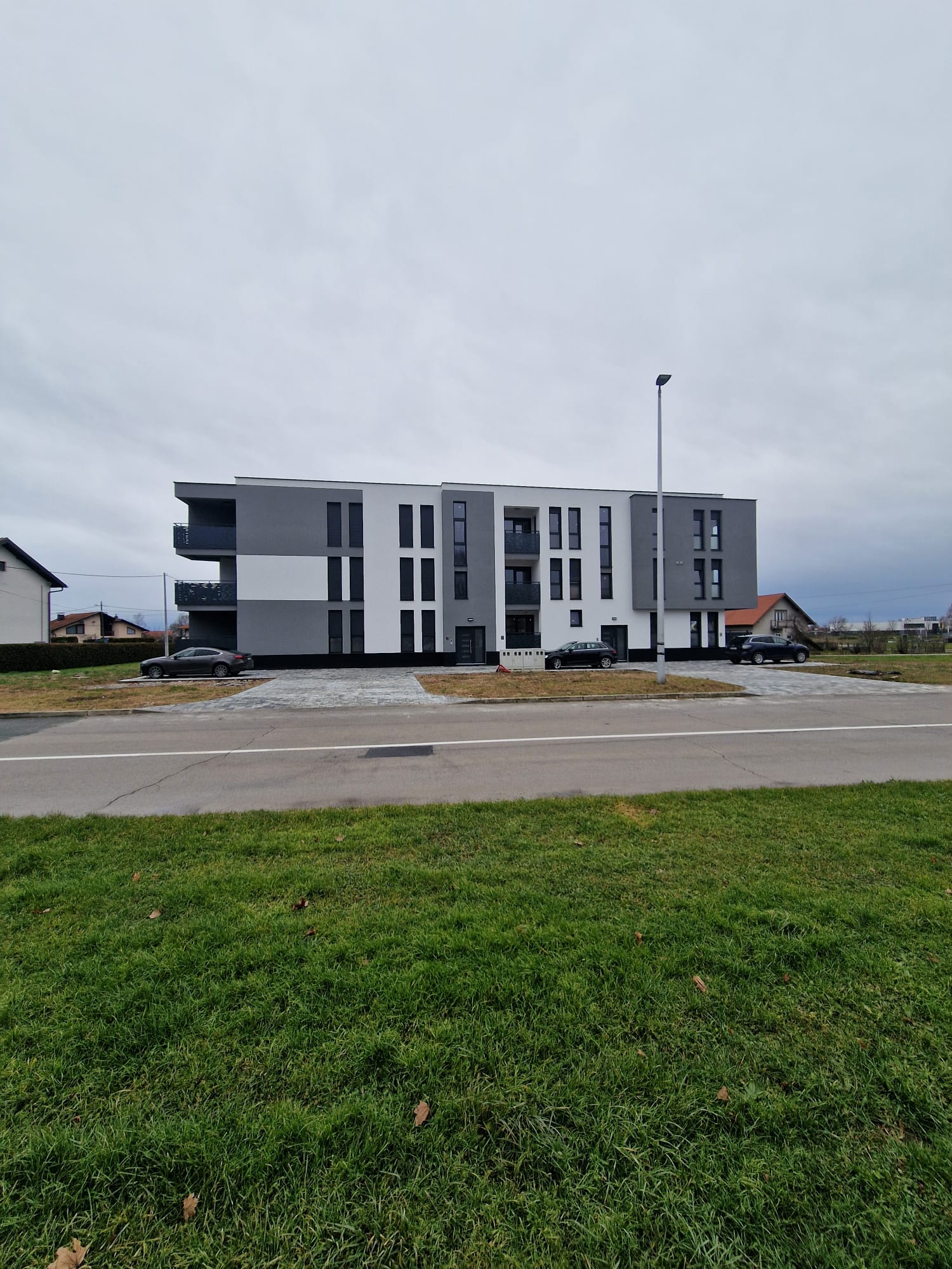 IVANIĆ GRAD - Zelenjak