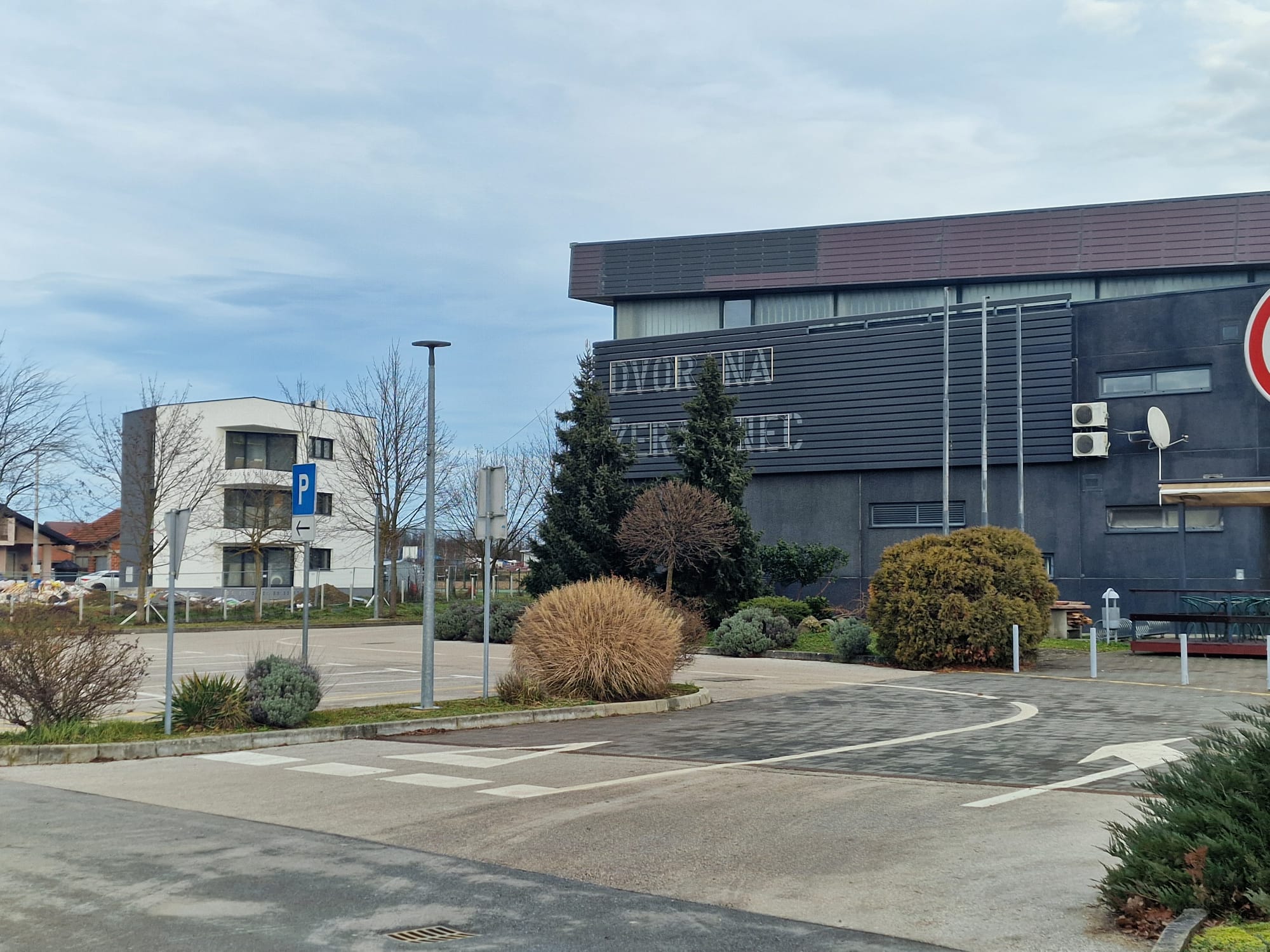 IVANIĆ GRAD - Žeravinec