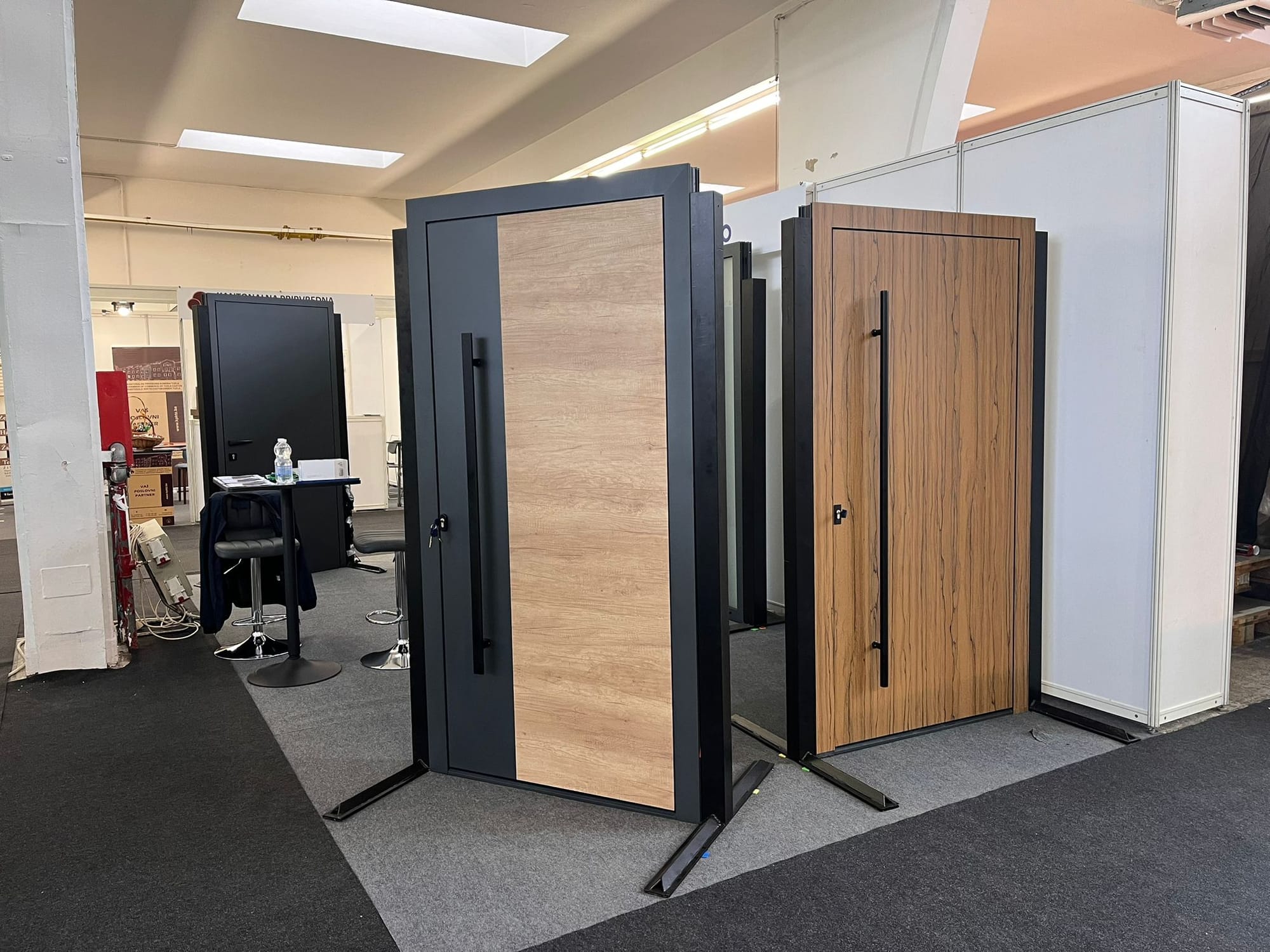 ALUMINIJSKA TERMOIZOLACIJSKA VRATA