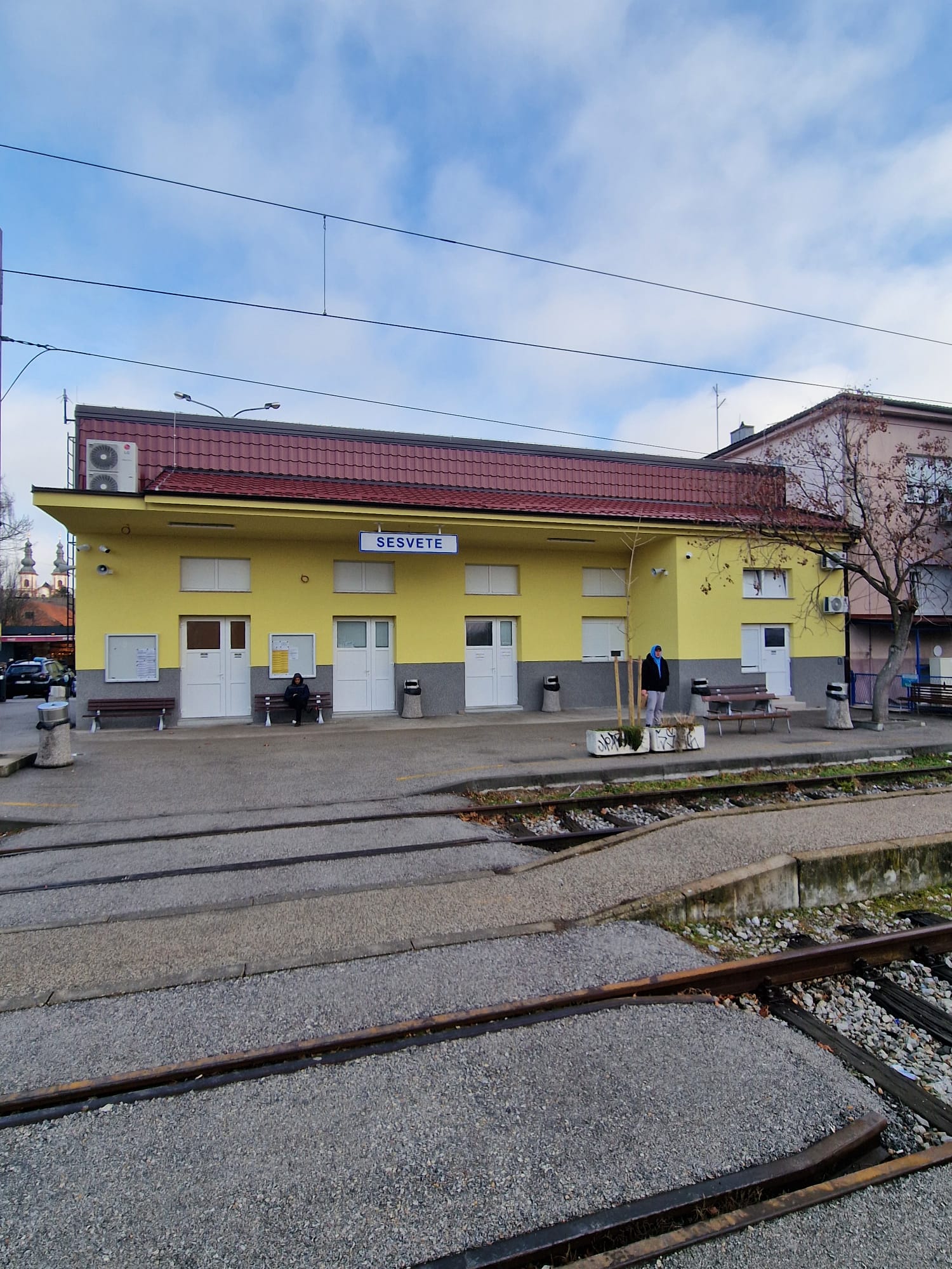 SESVETE - ŽELJEZNIČKI KOLODVOR, Ninska ul.