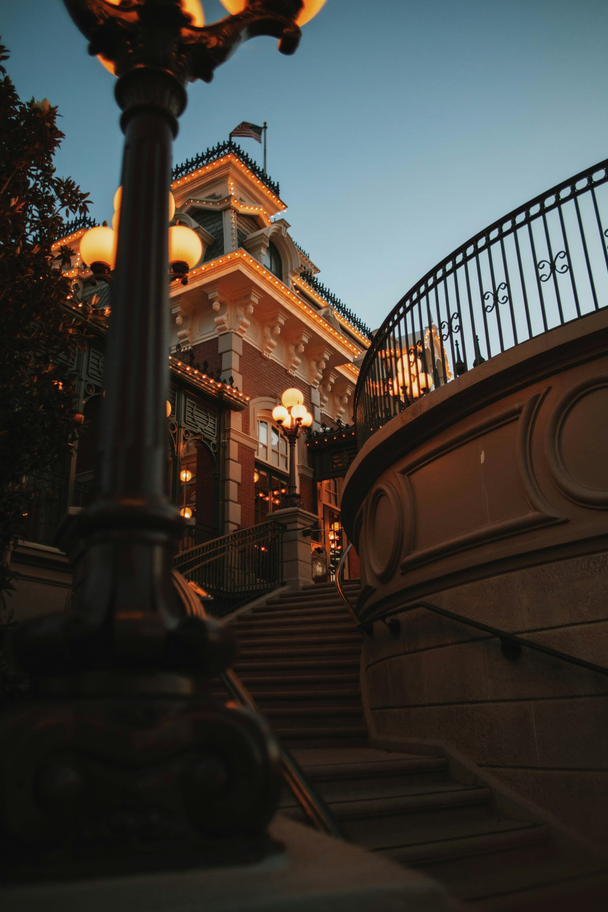 Миф о Зеркальном Исполине и Мастере Теней.