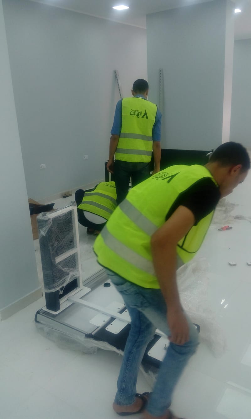 بعض الصور من اعمالنا { تجهيزات سوبر ماركت }