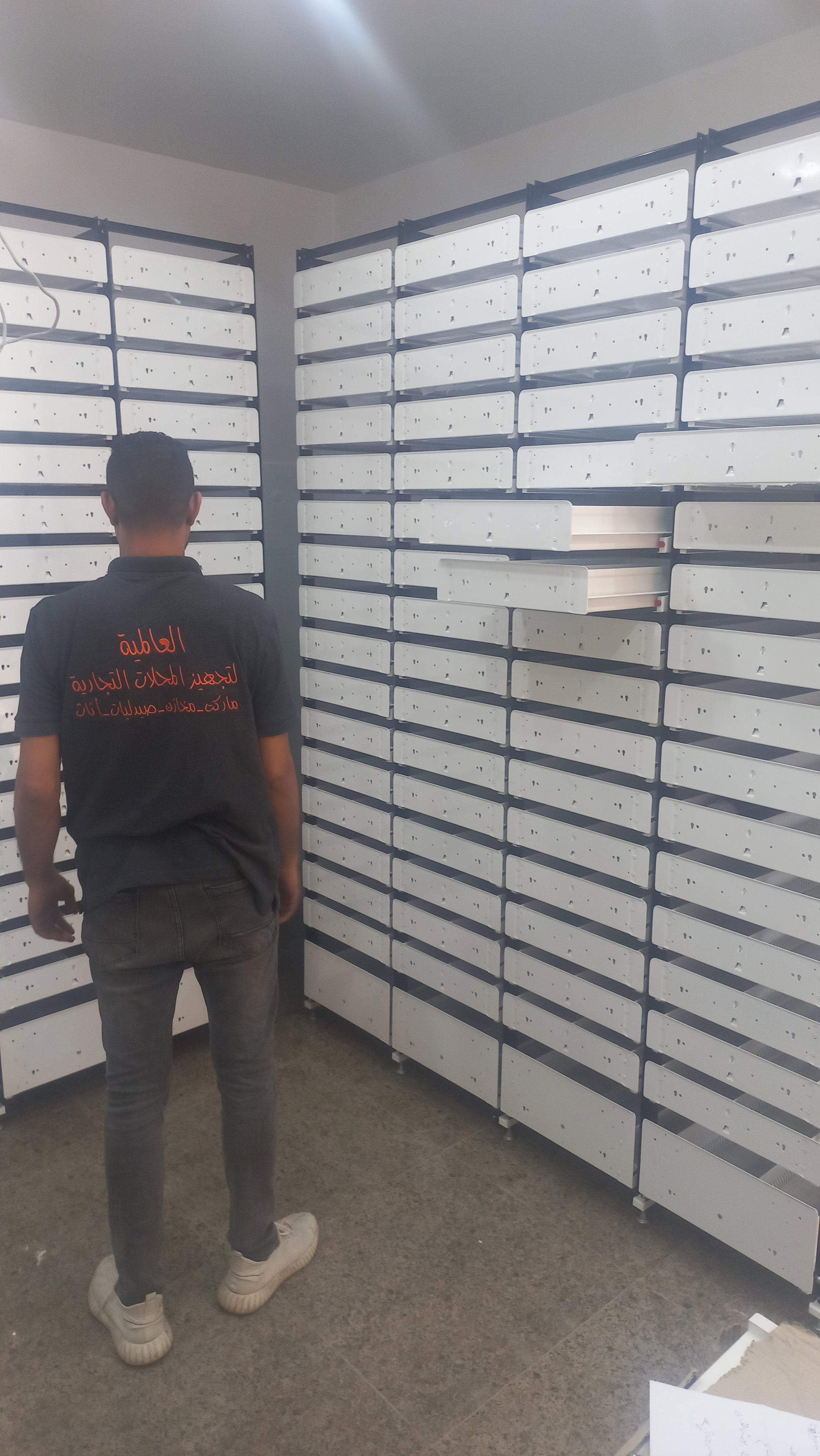 بعض الصور من اعمالنا { تجهيز صيدليات }