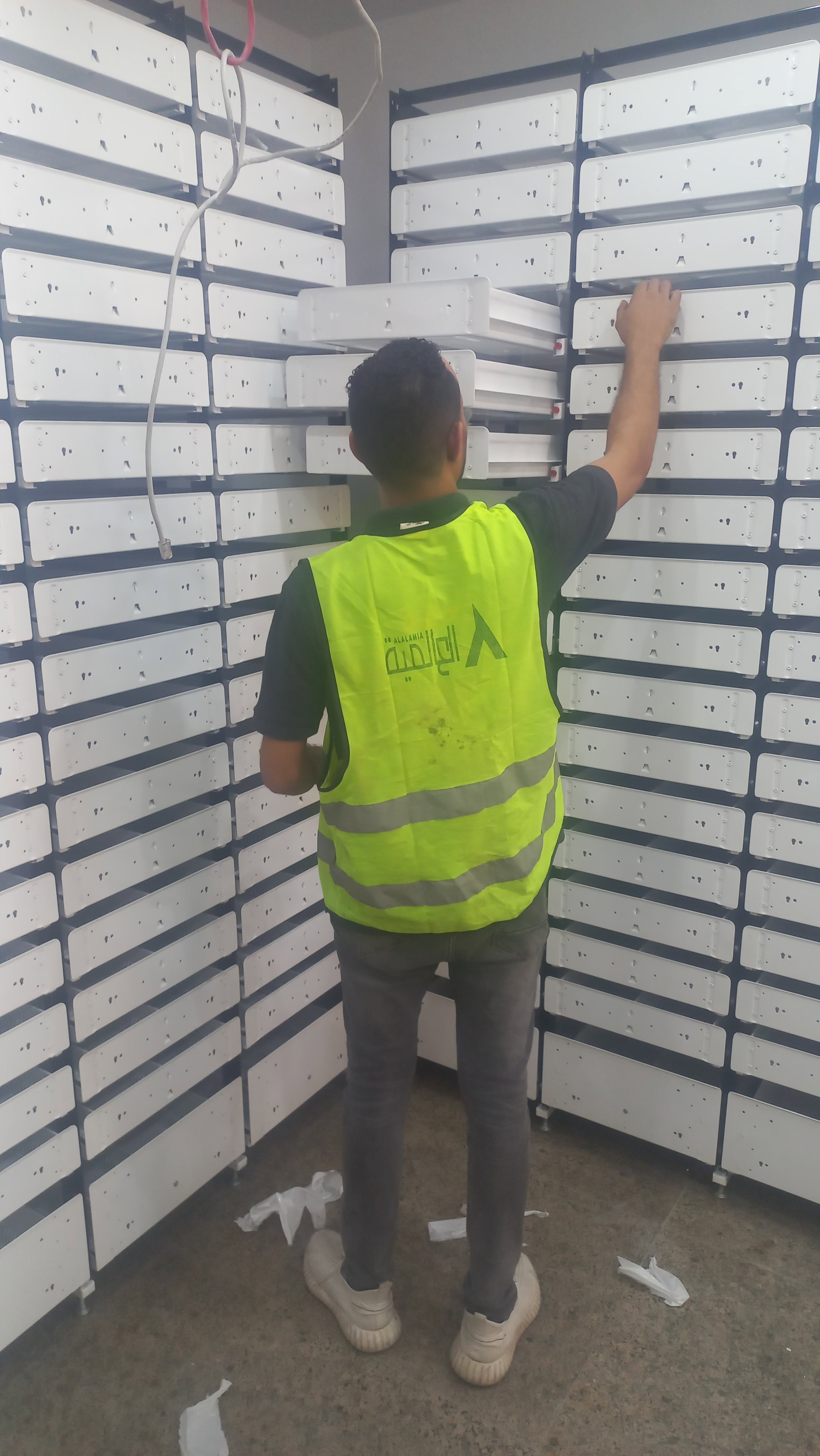 بعض الصور من اعمالنا { تجهيز صيدليات }