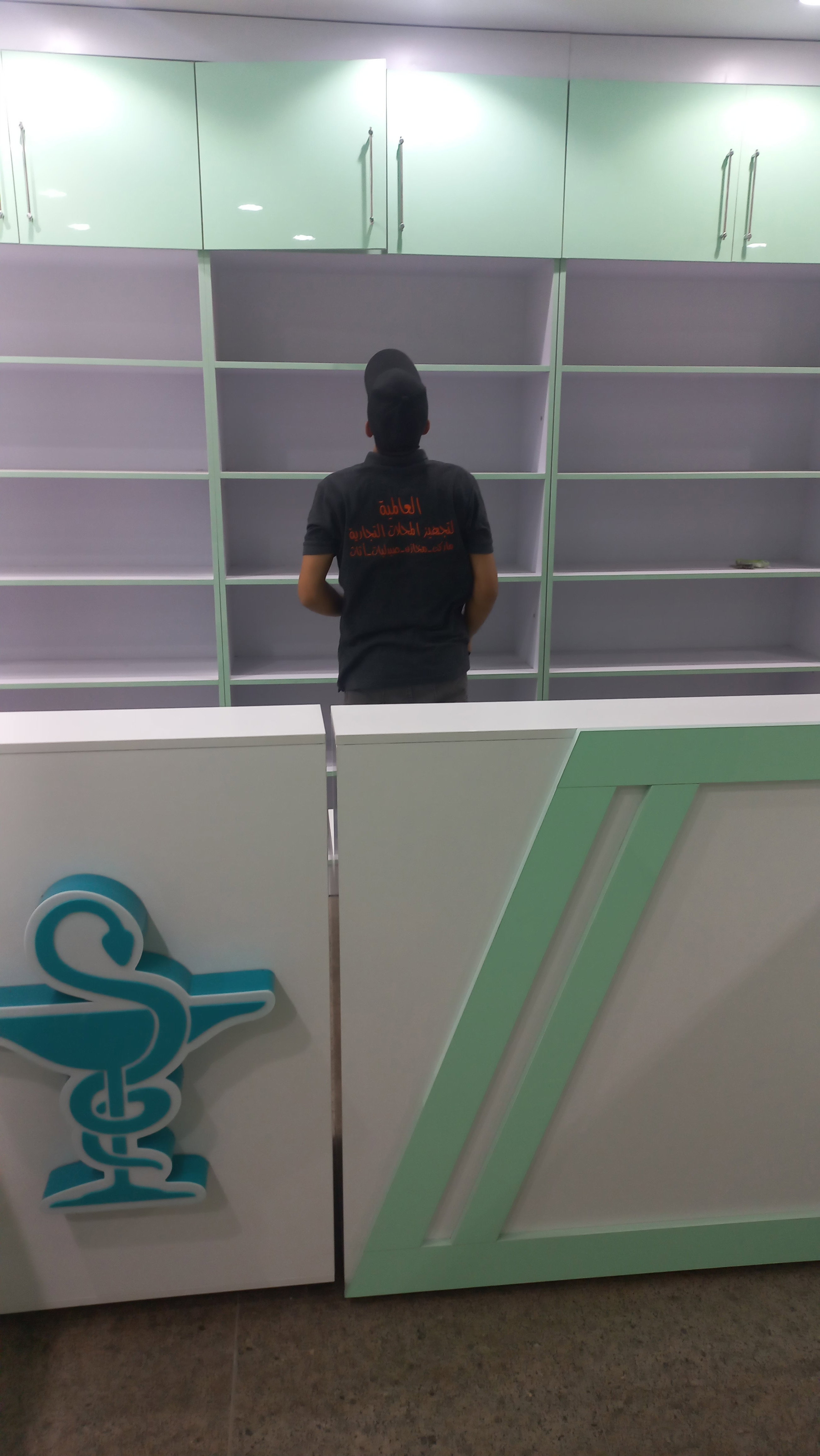 بعض الصور من اعمالنا { تجهيز صيدليات }