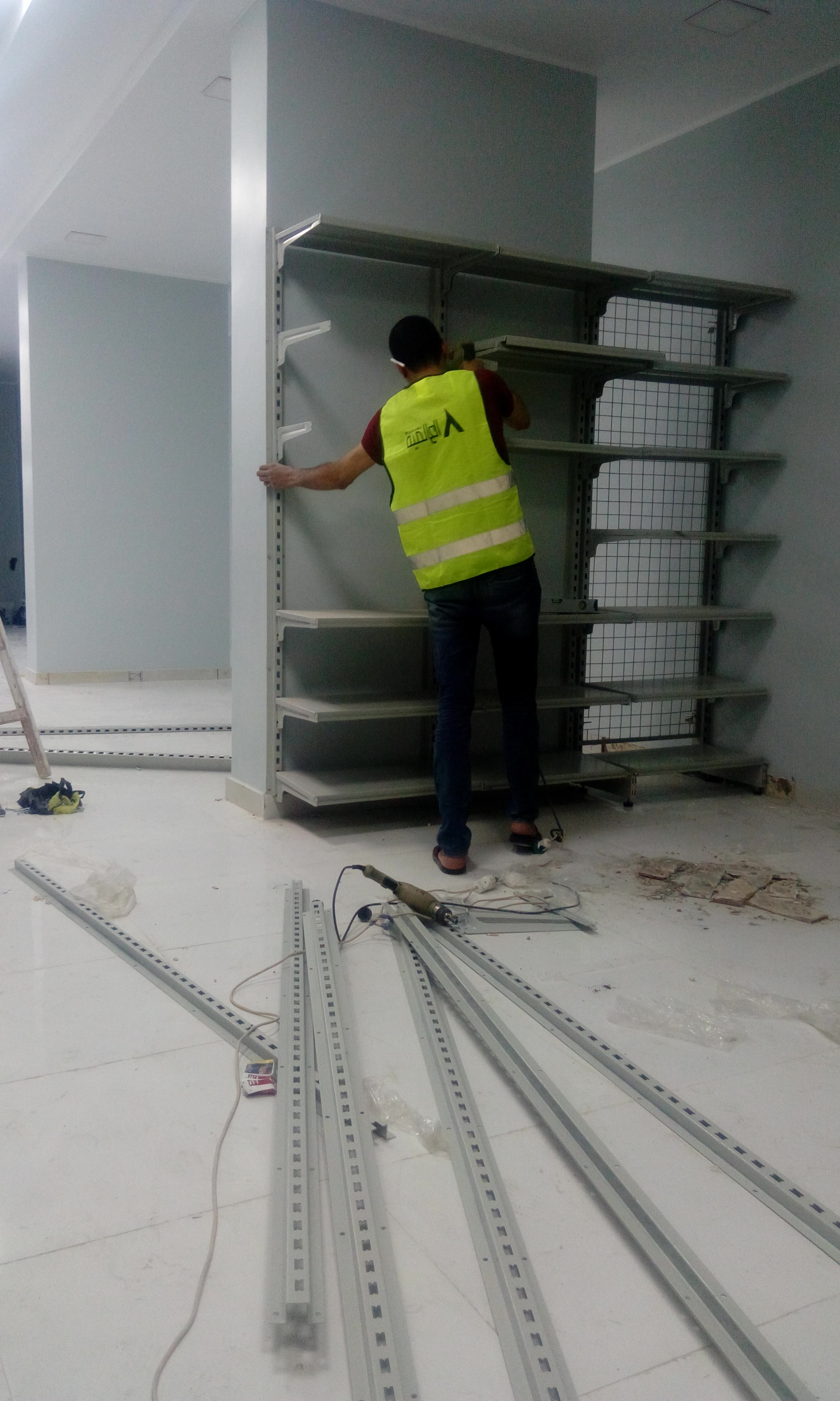 بعض الصور من اعمالنا { تجهيزات سوبر ماركت }