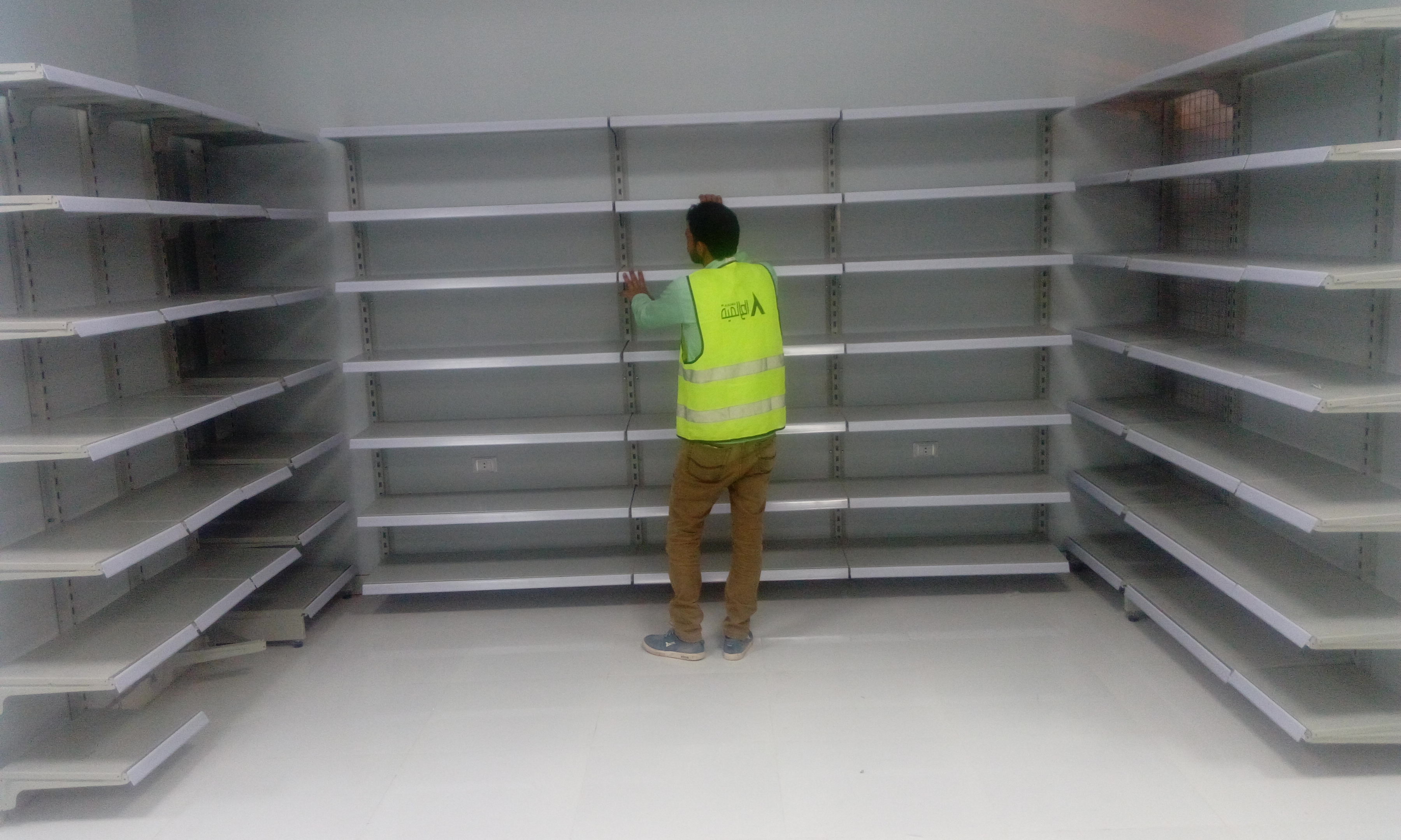 بعض الصور من اعمالنا { تجهيزات سوبر ماركت }