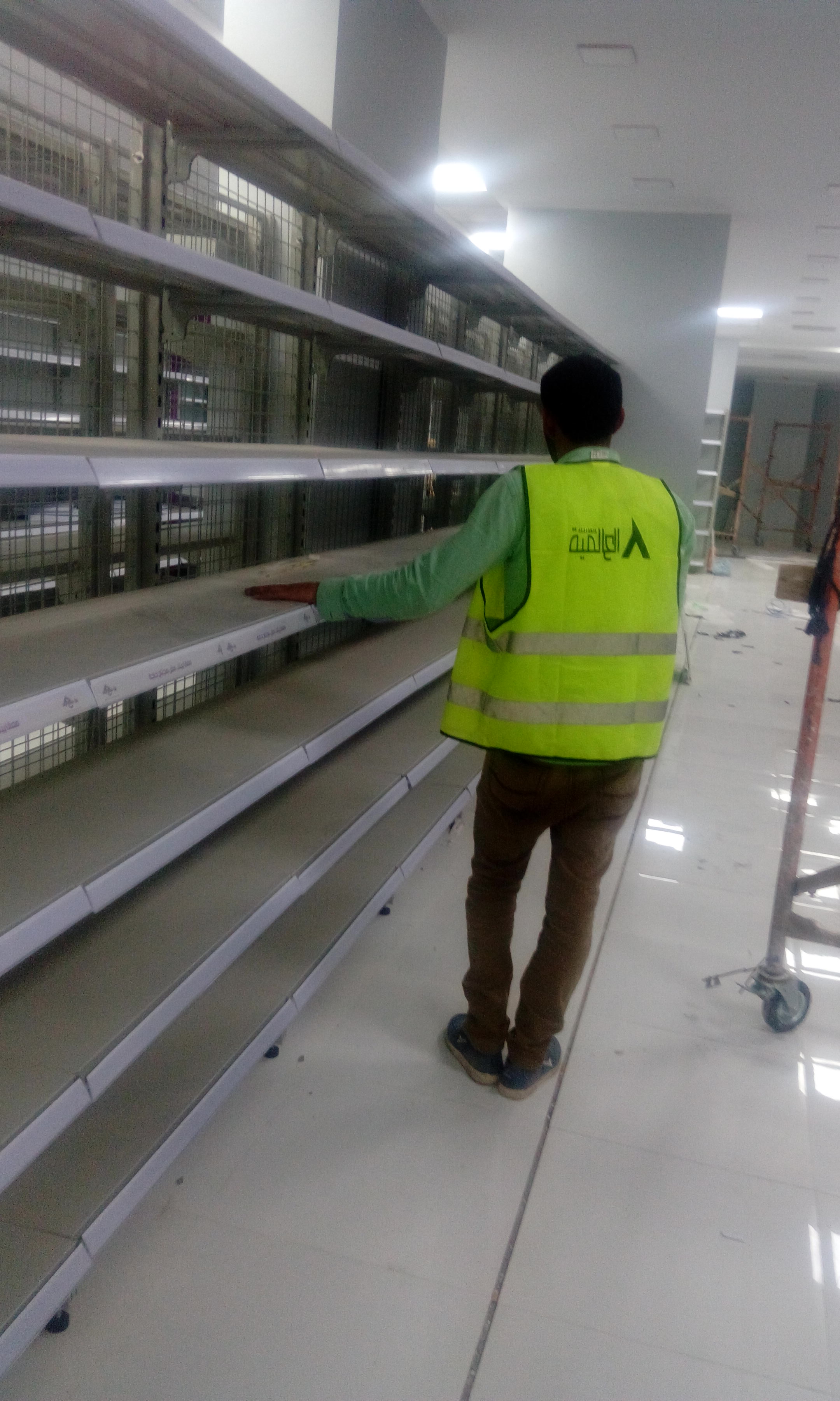 بعض الصور من اعمالنا { تجهيزات سوبر ماركت }