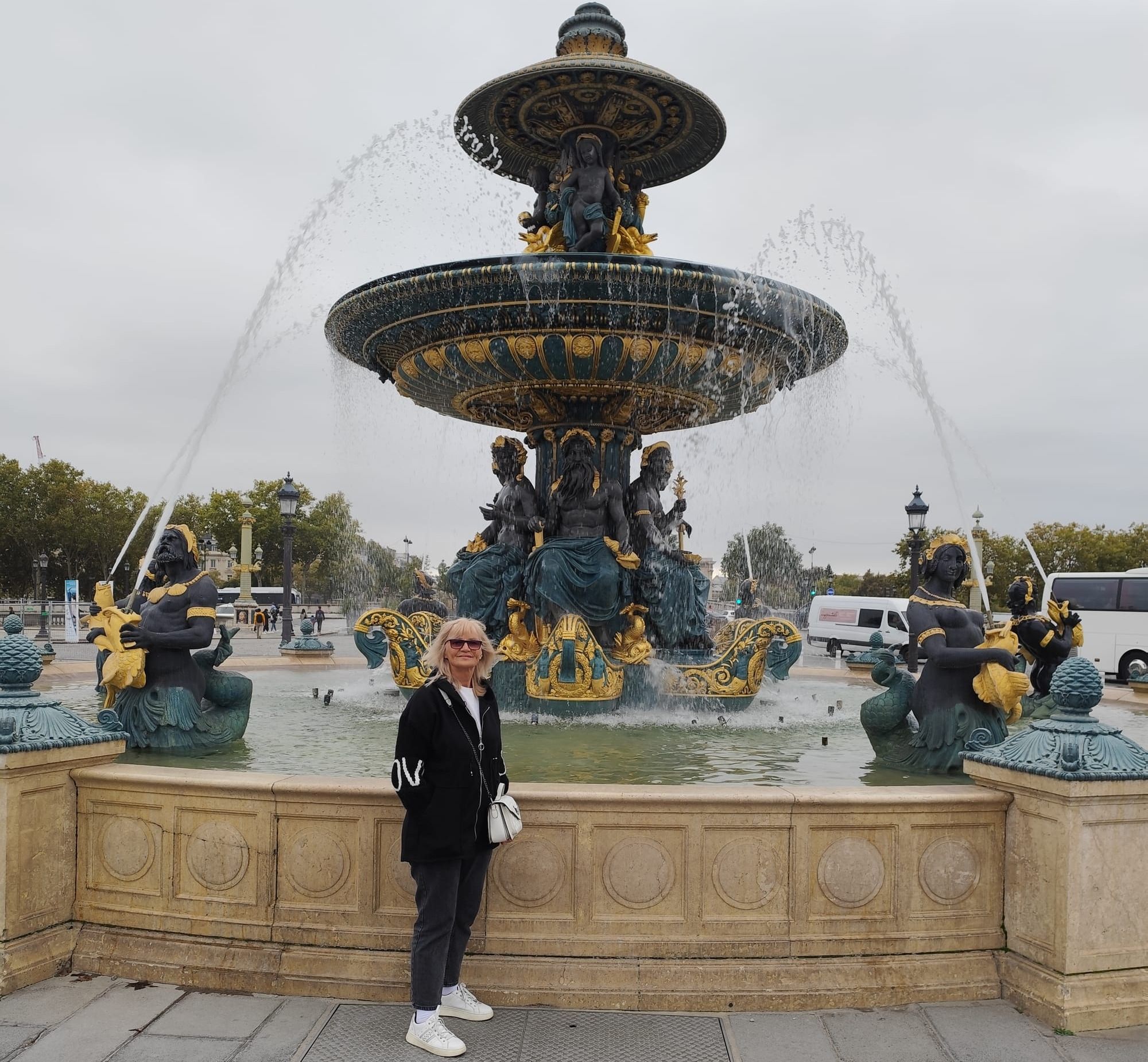 Историческая ось Парижа – Большая арка Дефанс, Триумфальная арка, Елисейские поля, площадь Согласия