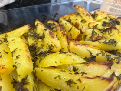 תפוח אדמה עם עשבי תיבול לימוני