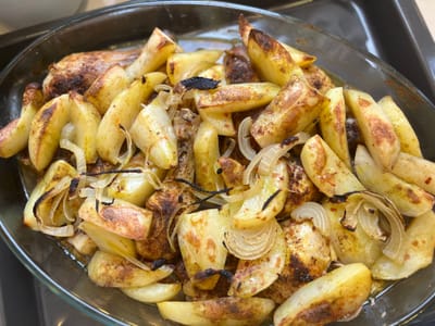 עוף ותפוחי אדמה שווארמה