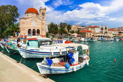 מה פתוח בימי ראשון באתונה?