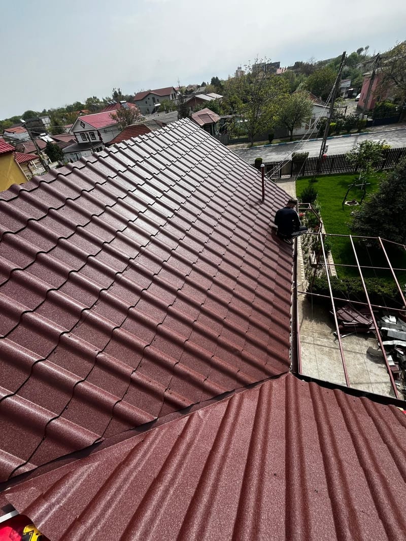 Montaj Țiglă Metalică