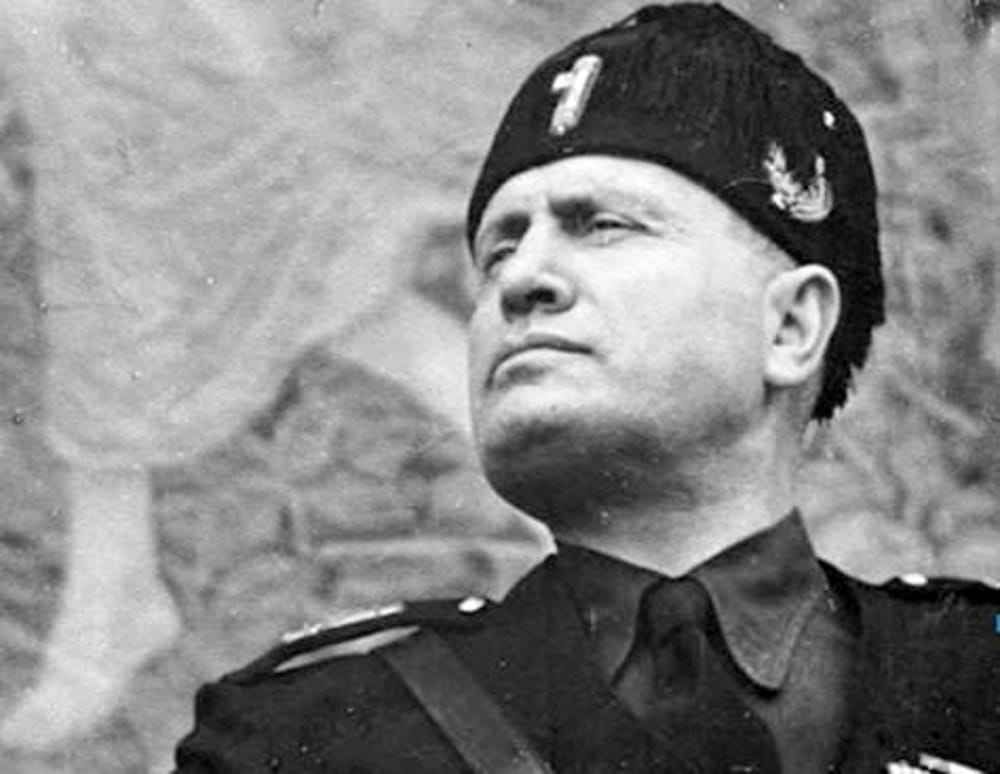 Il Fascismo tra ignoranza storica e dibattito ideologico: perché prima di parlarne bisognerebbe leggere Sternhell (e De Felice)