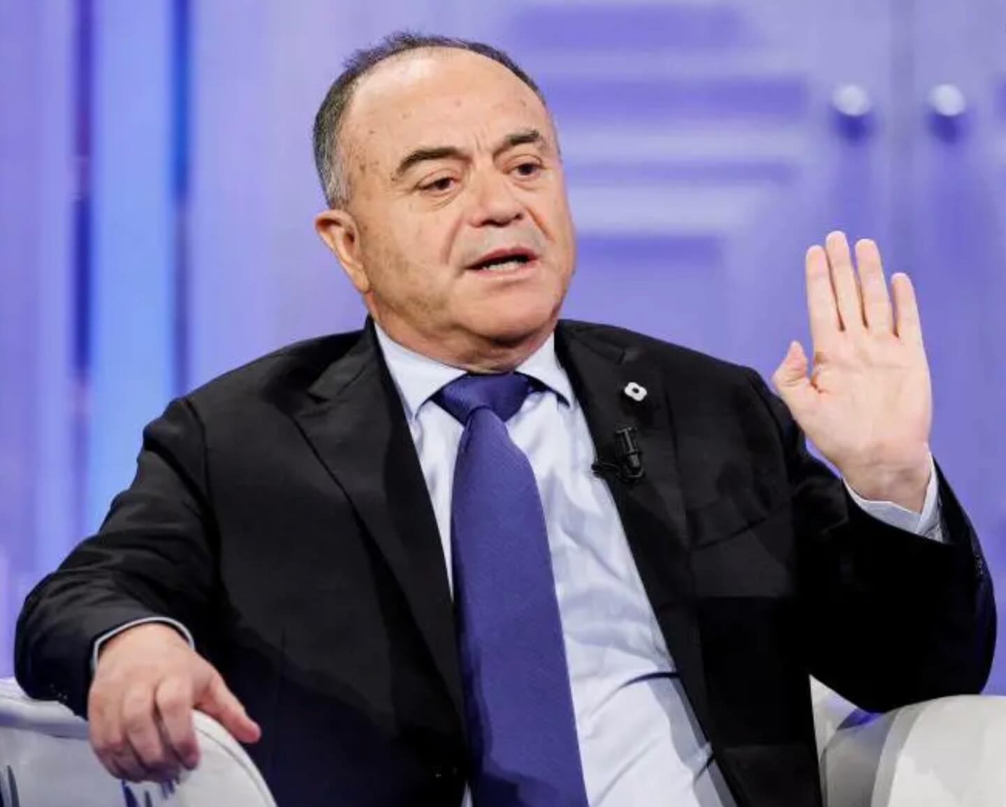 La domenica di Roberto Cota 15 febbraio 2026
Di fronte all’ approccio di Gratteri non cadere nelle provocazioni.