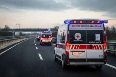 Ambulanze in partenza per l'Ucraina