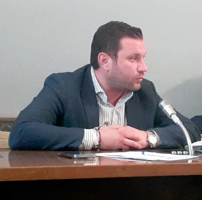 Ivan De Grandis, Vice Sindaco di Novara, risponde in Consiglio Comunale alle accuse dell'Opposizione