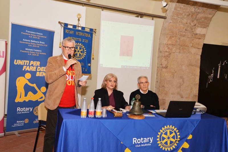 L’arte ha saputo trasformarsi in un gesto concreto di solidarietà.