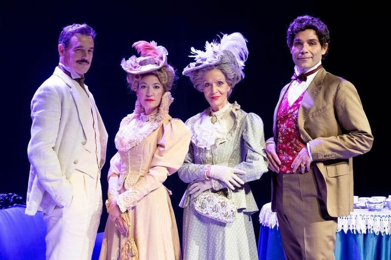 Teatro Coccia, Novara "L'IMPORTANZA DI CHIAMARSI ERNESTO" 20 e 21 Dicembre