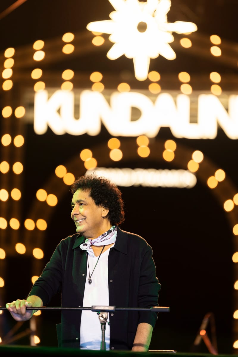 christmas dinner by the pyramids 