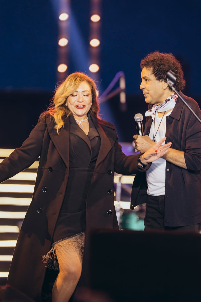 christmas dinner by the pyramids 