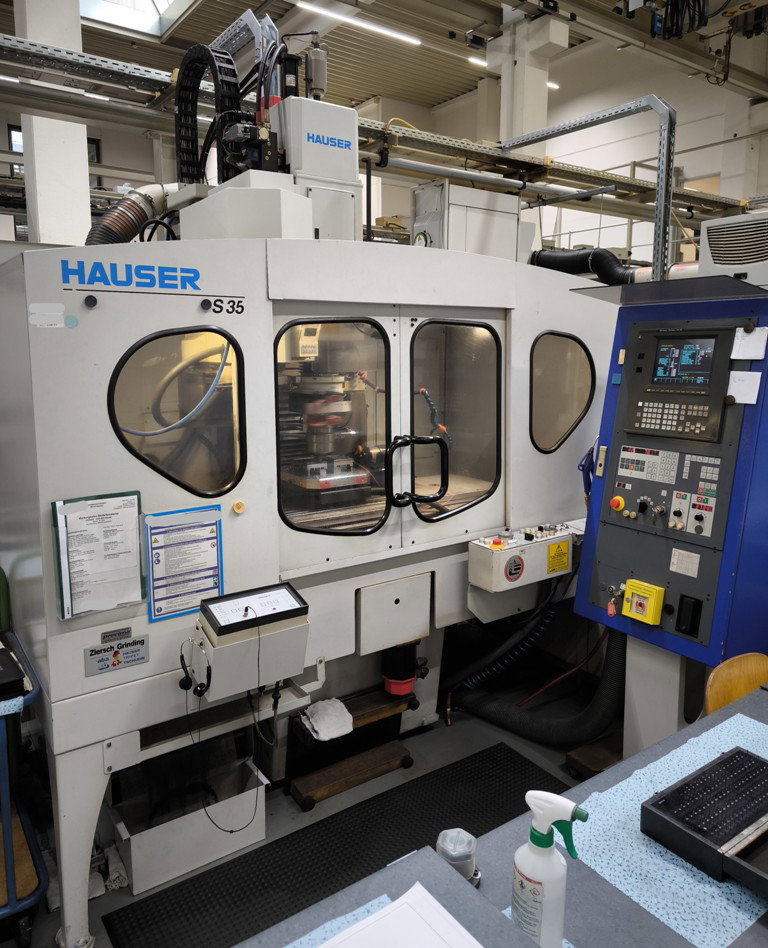 Machine Hauser CNC jig grinding machine Hauser S35-400